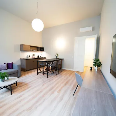 Aparthotel Karl By Zeitraum 4*
