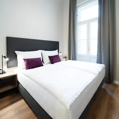 Karl By Zeitraum Aparthotel Praga