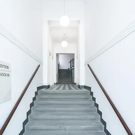 Aparthotel Karl By Zeitraum