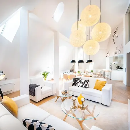 Lux Penthouse Near Wenceslas Square Apartment