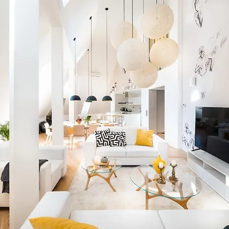 Lux Penthouse Near Wenceslas Square *