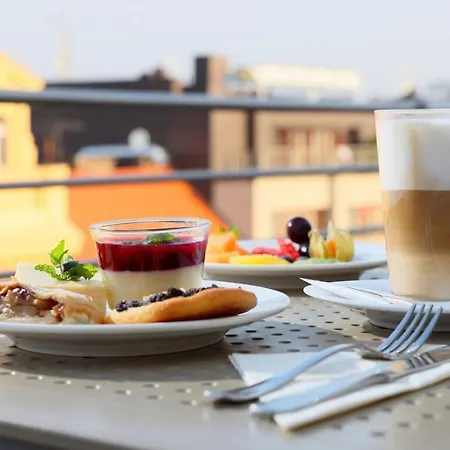 Hotel Amarilis 4*