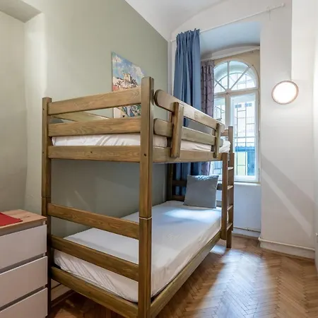 Spacious 3 Bedroom In The Heart Of