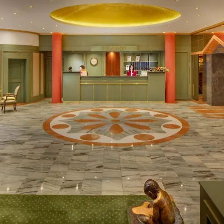 Hotel Savoy