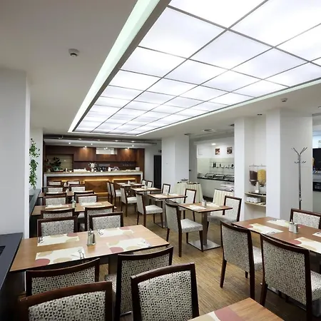 Hotel Amarilis 4*
