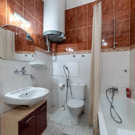 Apartmán Spacious 3 Bedroom In The Heart Of *