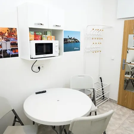 Prison - Get Locked Up In Centre Of Apartment *
