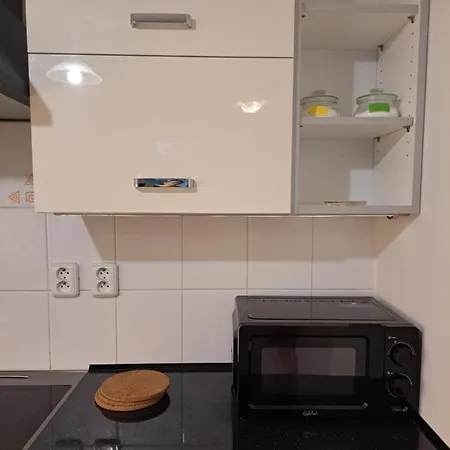 Golden Apartment *