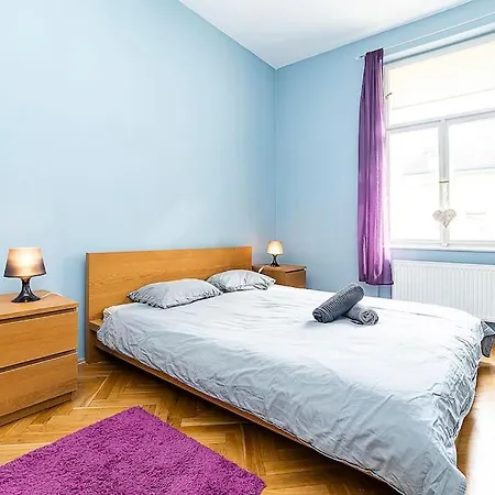 Apartment Cozy And Sunny In Uptown *