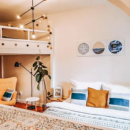 Turnkey I By Mall * Prague