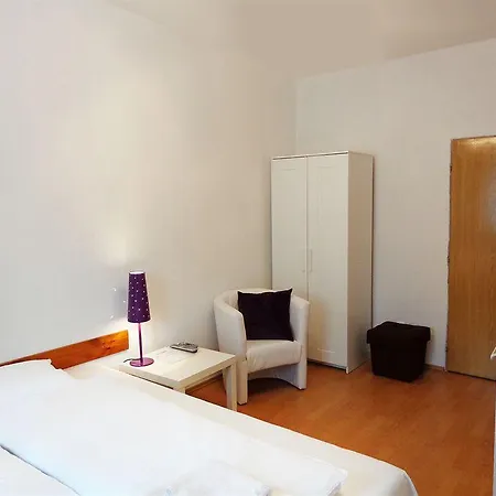 Guest house Nika Prague