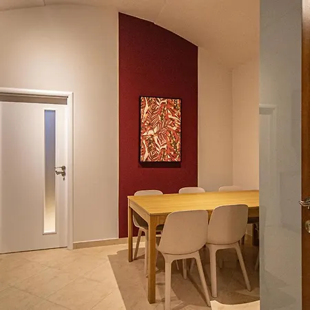 Modern And Spacious In Center Prague