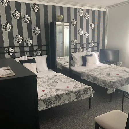 White House 3* Praga