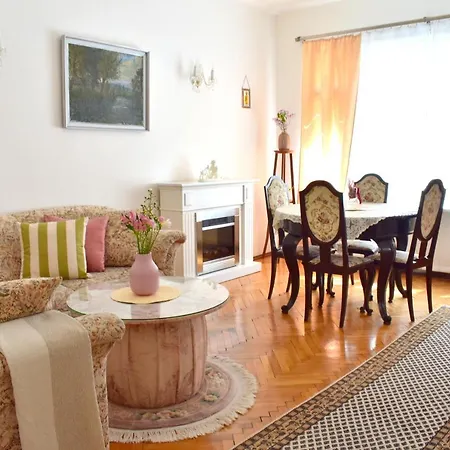 Old Town Konviktska - Bohemian Apartment Prague