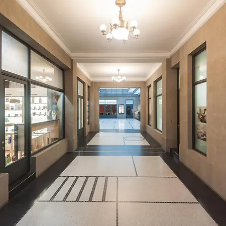 Palace Dlouha - Old Town Apartment