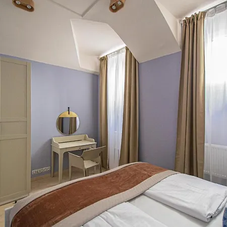 Modern And Spacious In Center * Prague