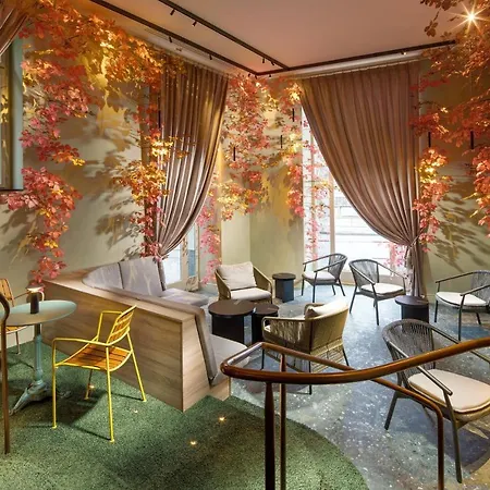 Szálloda Mamaison Riverside 5*