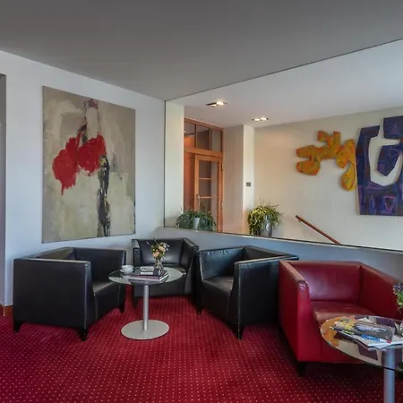 Art Hotel 4*