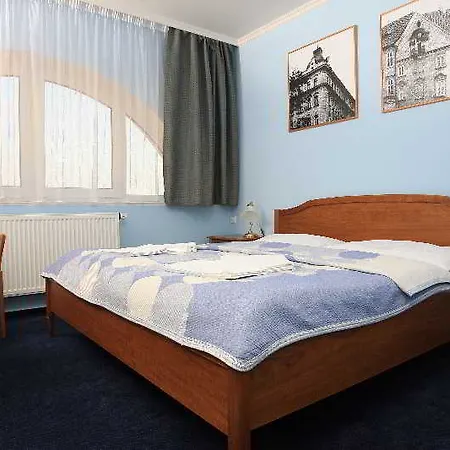 Hotell Anna 3*