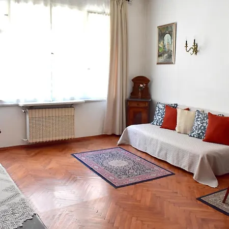 Old Town Konviktska - Bohemian Apartment Prague