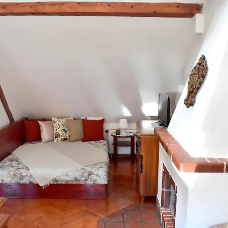Apartment Old Town Konviktska - Bohemian