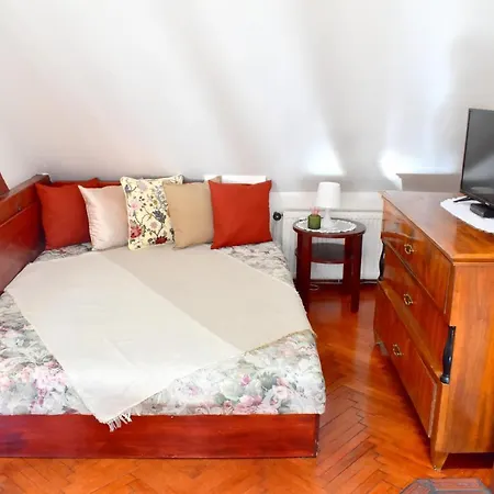 Apartment Old Town Konviktska - Bohemian Prague