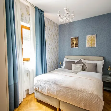 Διαμέρισμα National Museum 3bdr Golden Stork Spot *