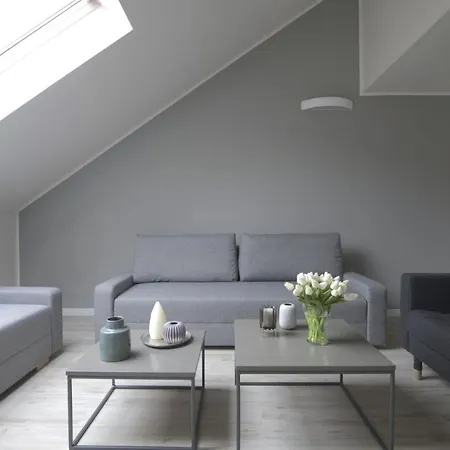 Kinsky Garden And By Dwellfort Aparthotel Prague
