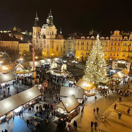 Old Town Square * Prag