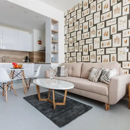 Apartment Designer Studio In New Town By Days