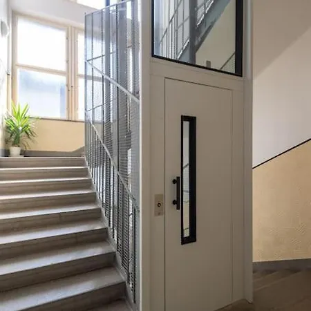 Luxury 3bedrs 2baths By Old Town Square * Prague