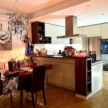 Romantic Stay Overlooking Prague * Prague