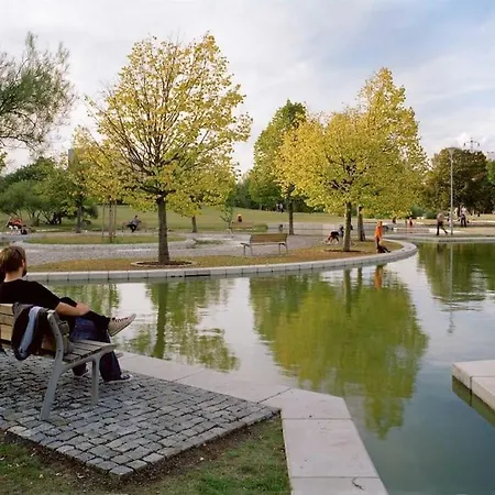 Cozy Friendly Place With Free Parking * Prag