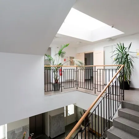 Apartment Days - Modern - New Town