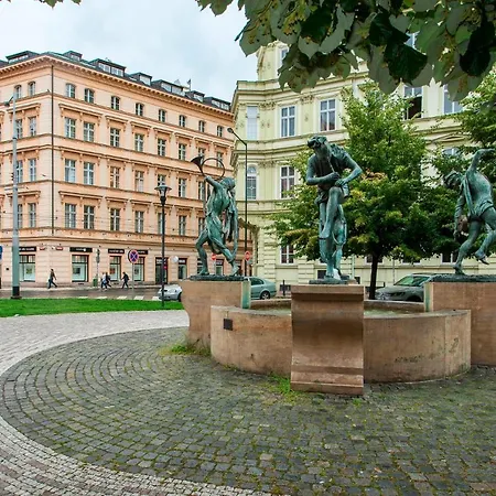 Days - Modern - New Town Apartment Prague