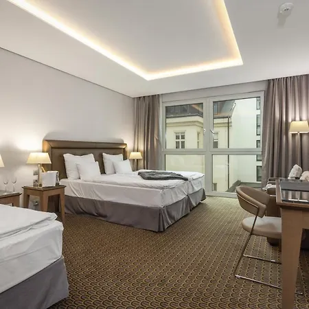 Hotel Royal 4*
