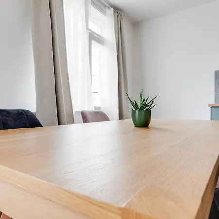 Riben House