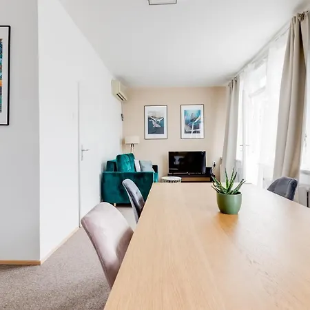 Riben House
