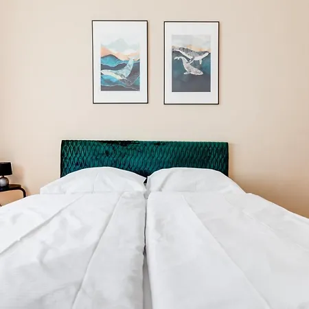 Riben House Aparthotel *