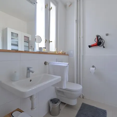 Hanspaulka Apartment