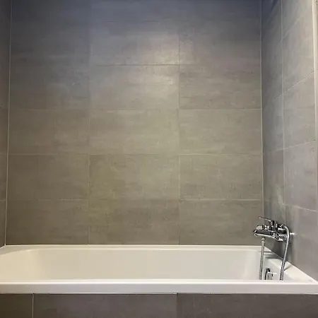 Holesovice,balkon,garaz Apartmán Praha