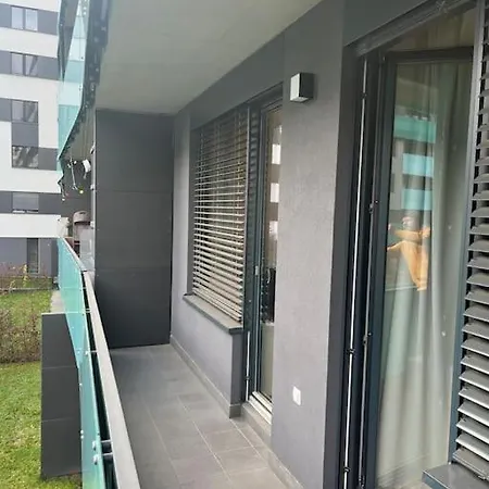 Holesovice,balkon,garaz Apartmán *