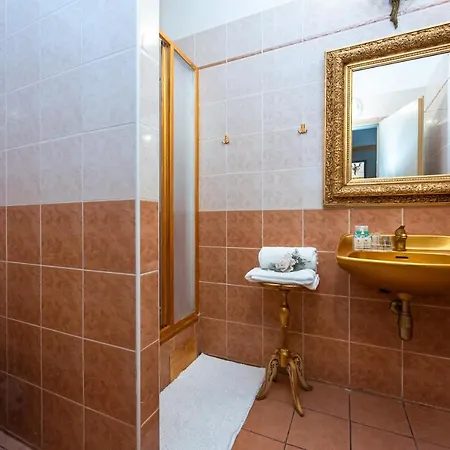 Bank Invest Apartmens - Old Town * Prague