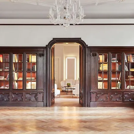 Andaz Prague, By Hyatt Szálloda 5*