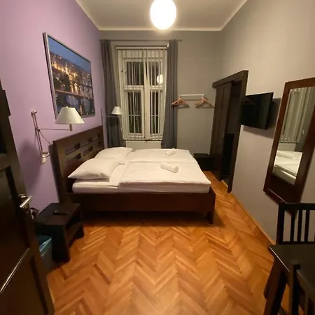 Central Station Studios 3* Prag
