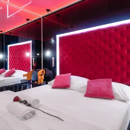 Aura Design & Garden Pool Hotel 3*