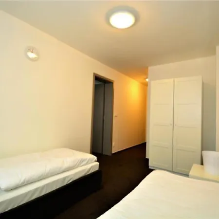 Harfa Hostel *