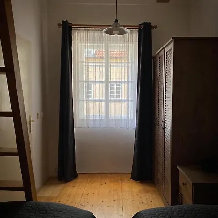 Utulny Byt Pod Prazskym Hradem Apartment *