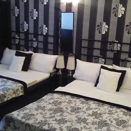 Hotel White House