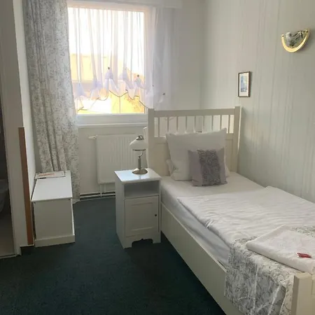 White House Hotel 3*